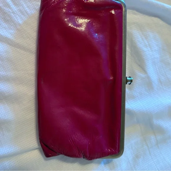 Hobo patent leather wallet pink / reddish color similar to a raspberry. EUC!! - Picture 3 of 3